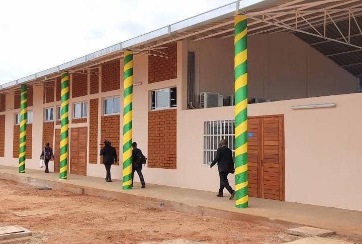 Un Institut de formation en bâtiment inauguré par Faure Gnassingbé à Lomé
