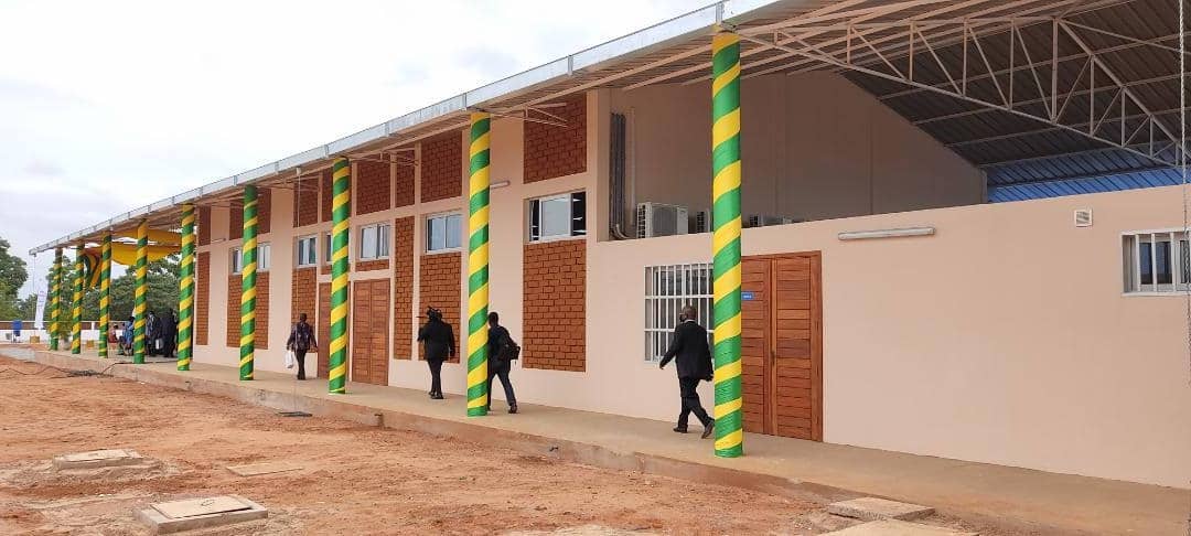 Un Institut de formation en bâtiment inauguré par Faure Gnassingbé à Lomé
